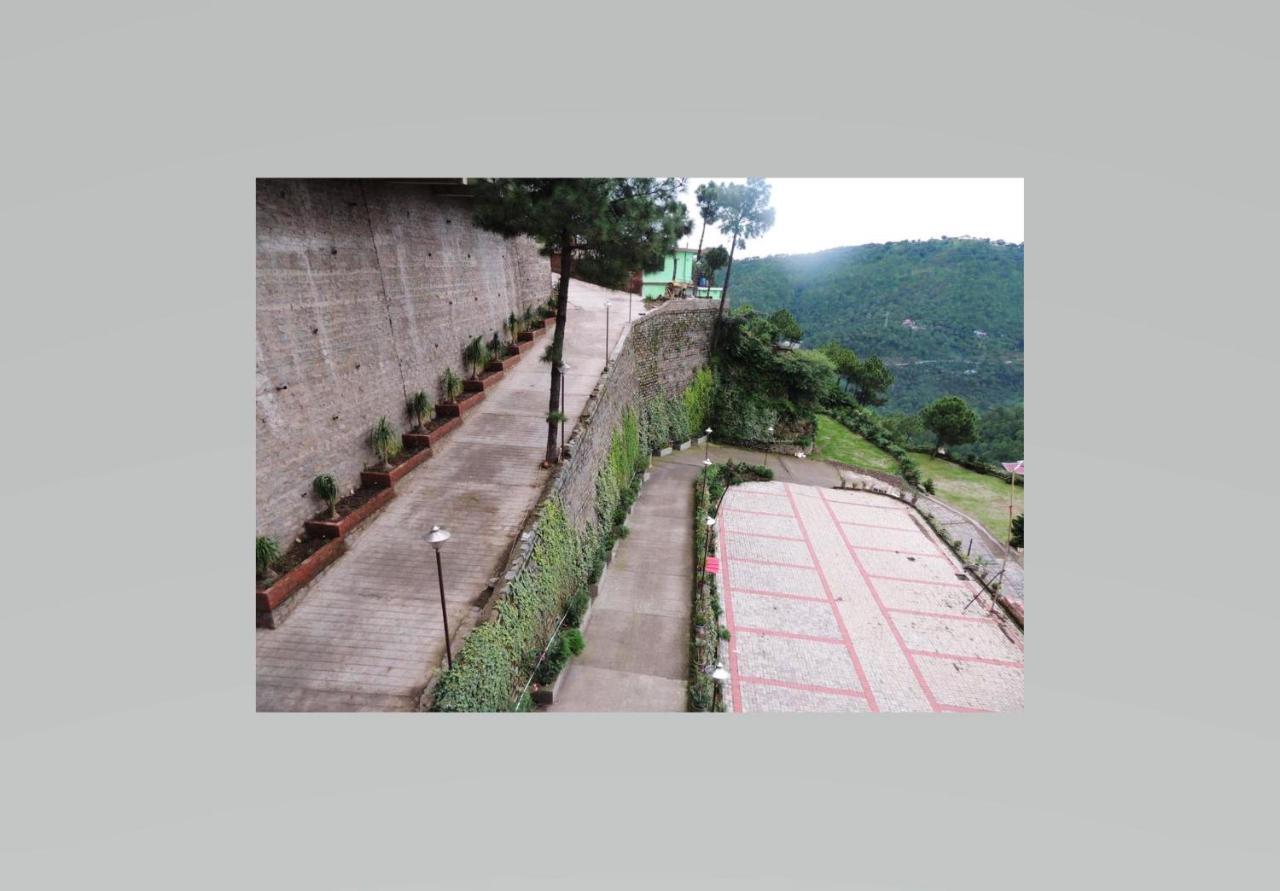 2Bhk Furnished Apartment/Near Kasauli/Barog/Luv Fun & Adventure Solan Exterior photo